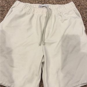 Zara Men’s White Shorts Size M